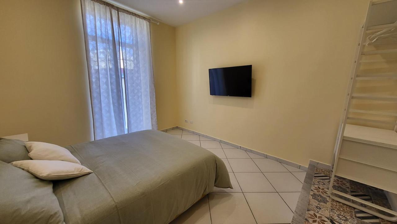 La Casa Di Bruno Suites ナポリ エクステリア 写真